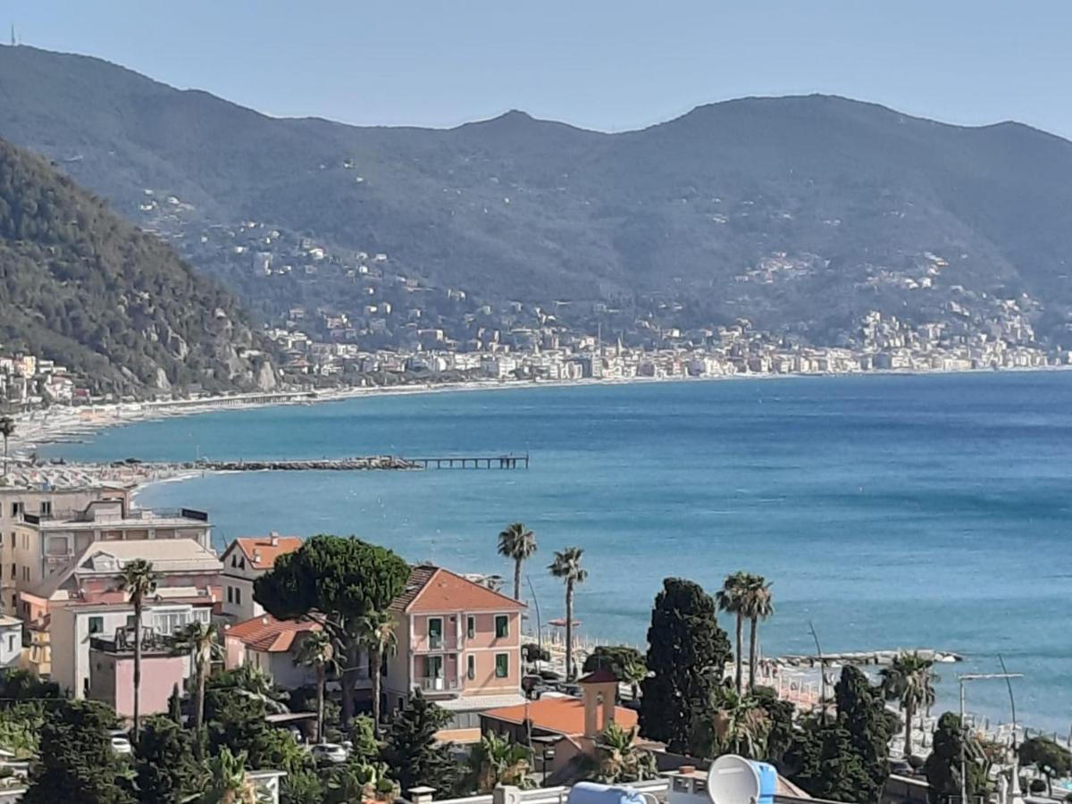 Appartamento con splendida vista mare e golfo Laigueglia Esterno foto