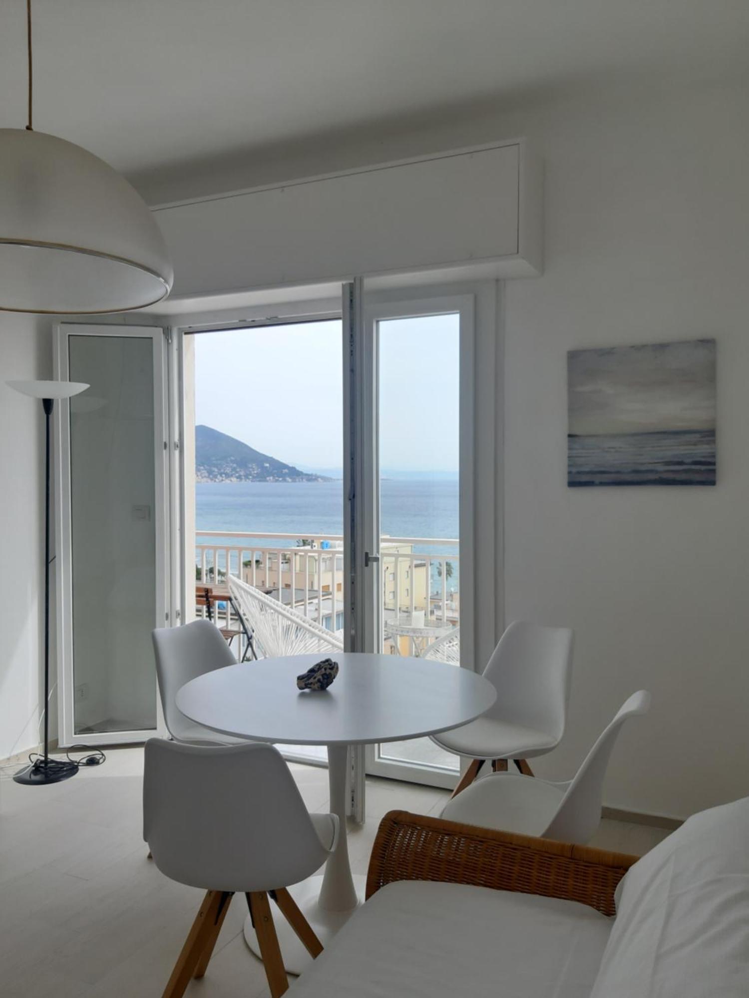 Appartamento con splendida vista mare e golfo Laigueglia Esterno foto