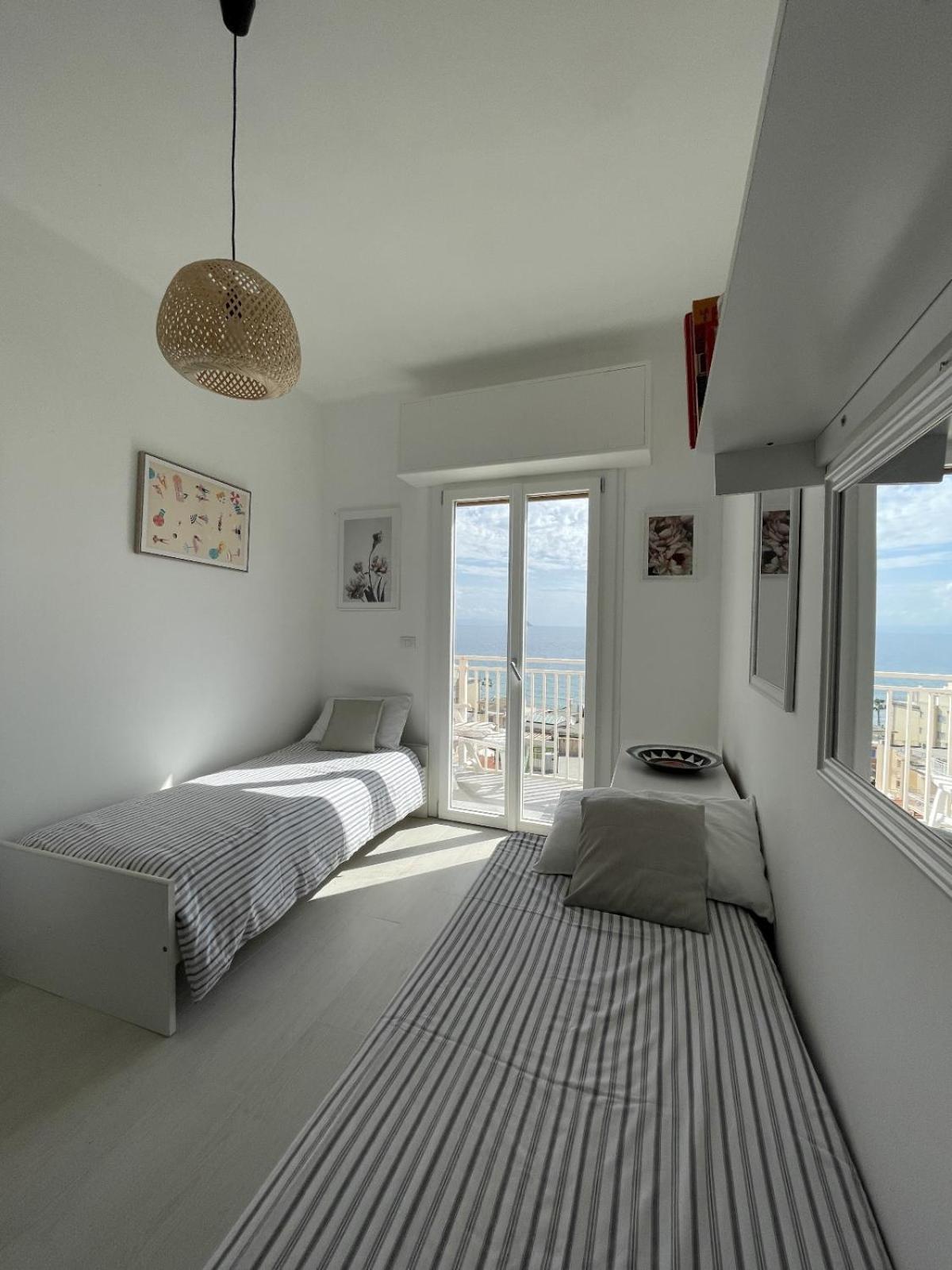 Appartamento con splendida vista mare e golfo Laigueglia Esterno foto
